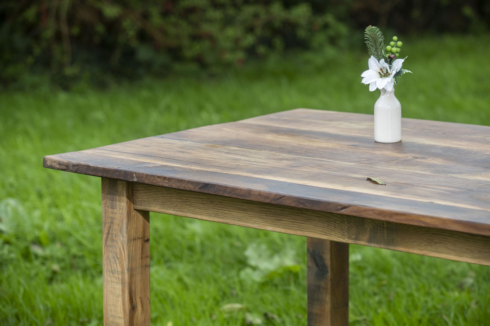 Barn oak kitchen table